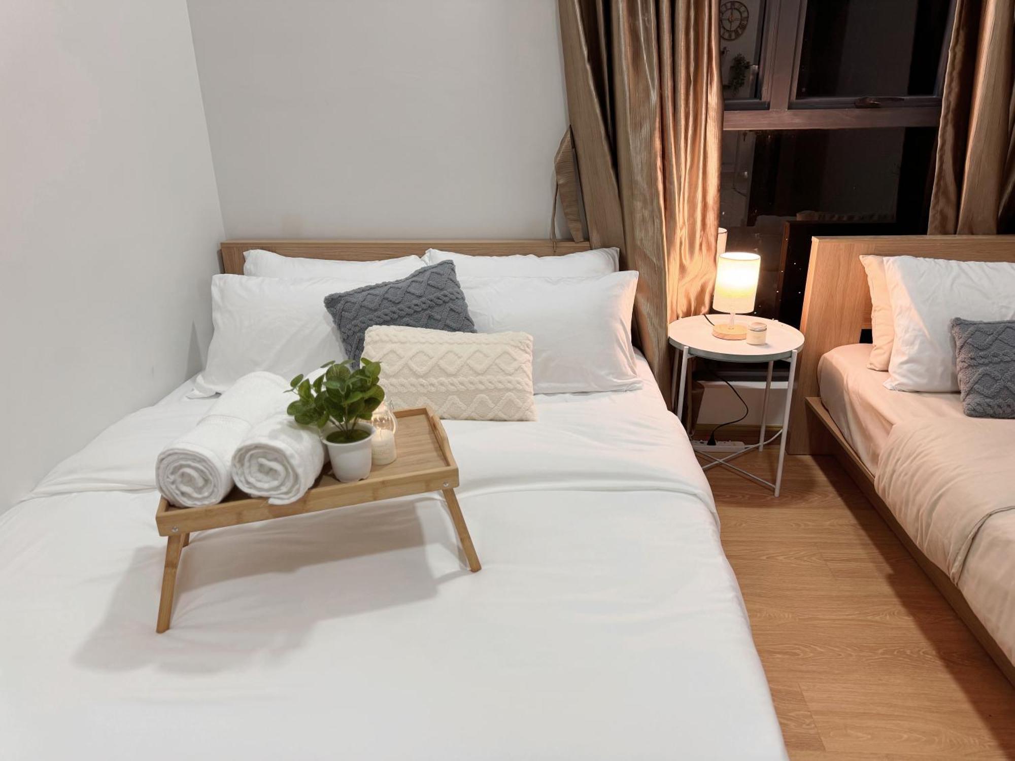 Muji Full Seaview Royal With 2carparks Foc Netflix Access And Youtube Premium 3beds 3bath For 6-12pax By Minshuku Apartment